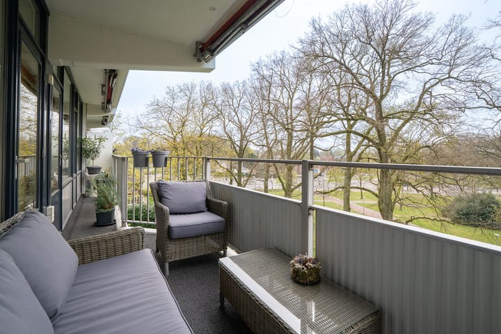 Foto 17 van Marthalaan 2-404