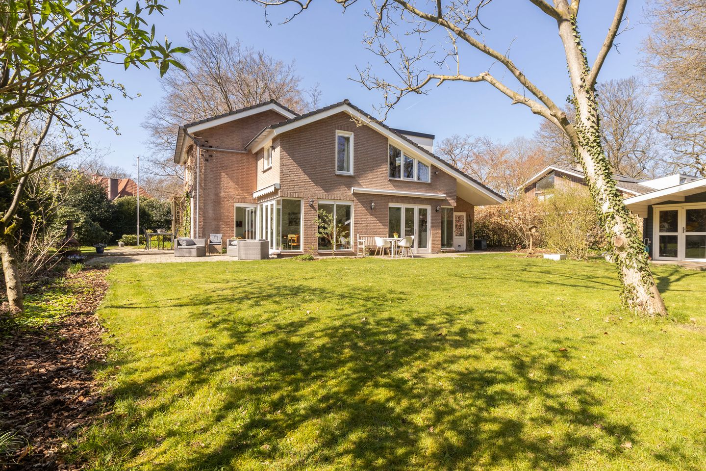 Foto 1 van Lindelaan 7