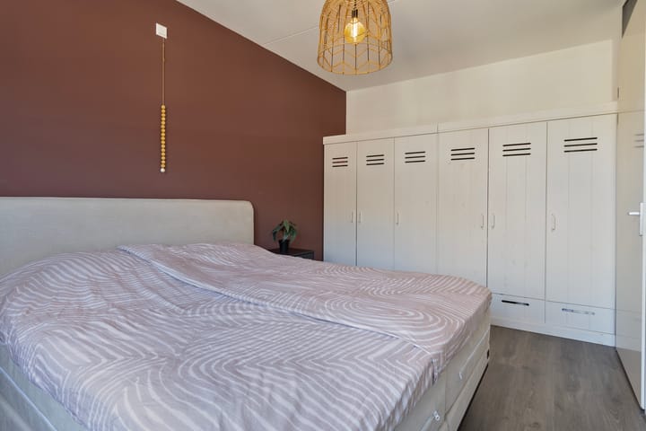 Foto 17 van Korenbloemstraat 2