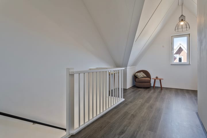 Foto 25 van Korenbloemstraat 2