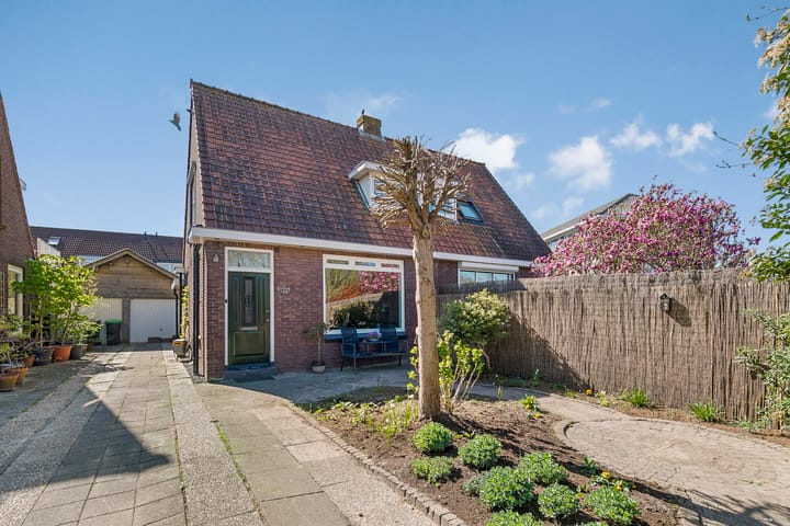 Photo 6 of Karel Doormanstraat 44