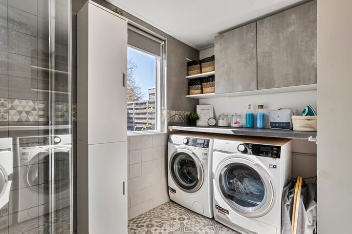 Photo 24 of Karel Doormanstraat 44