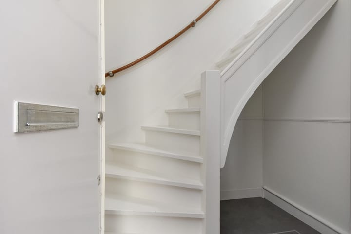 Photo 8 of Stuyvesantstraat 232