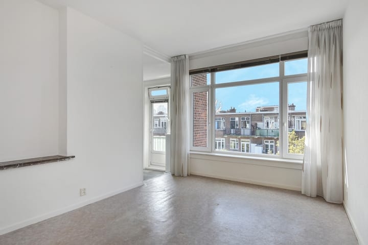 Photo 14 of Stuyvesantstraat 232