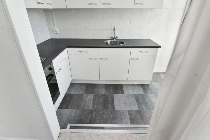 Photo 15 of Stuyvesantstraat 232