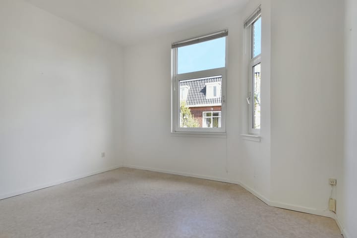 Photo 20 of Stuyvesantstraat 232