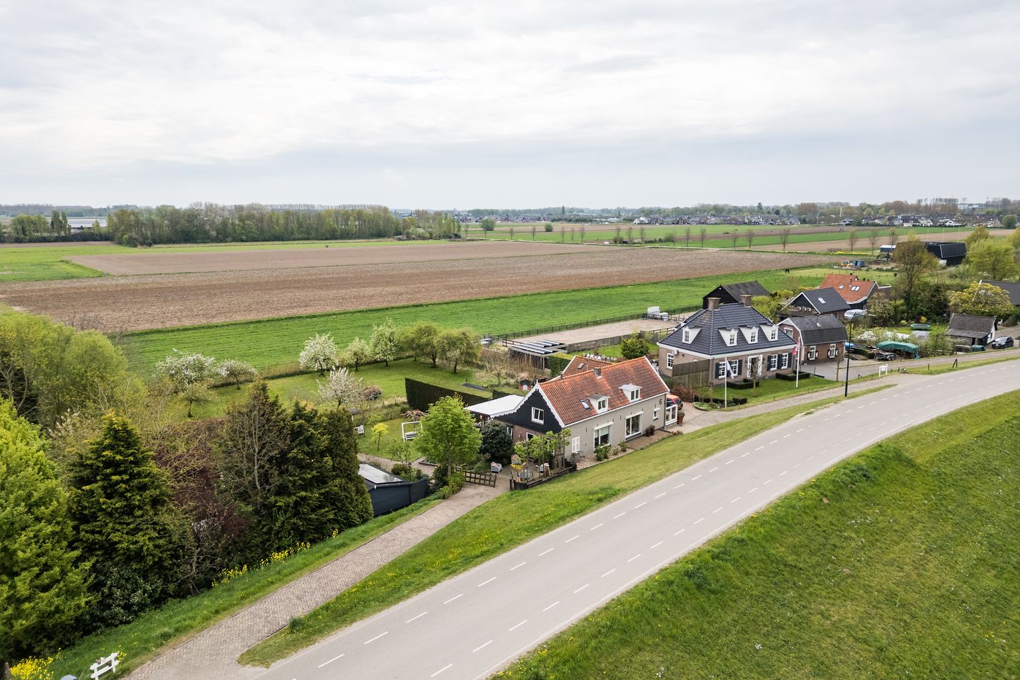 Foto 49 van Sleeuwijksedijk 5-A