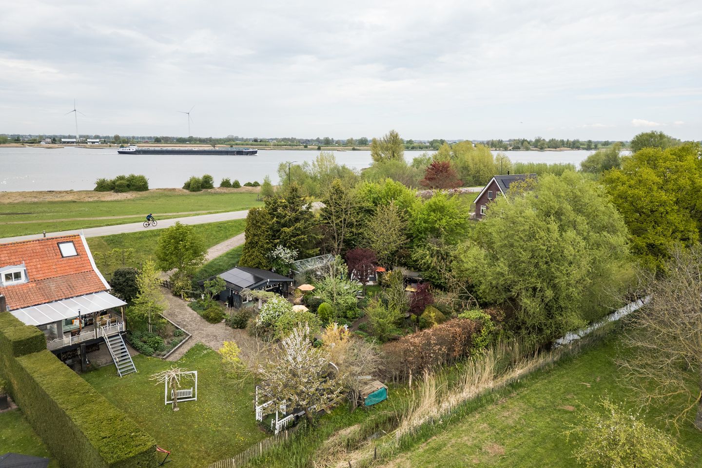 Foto 50 van Sleeuwijksedijk 5-A