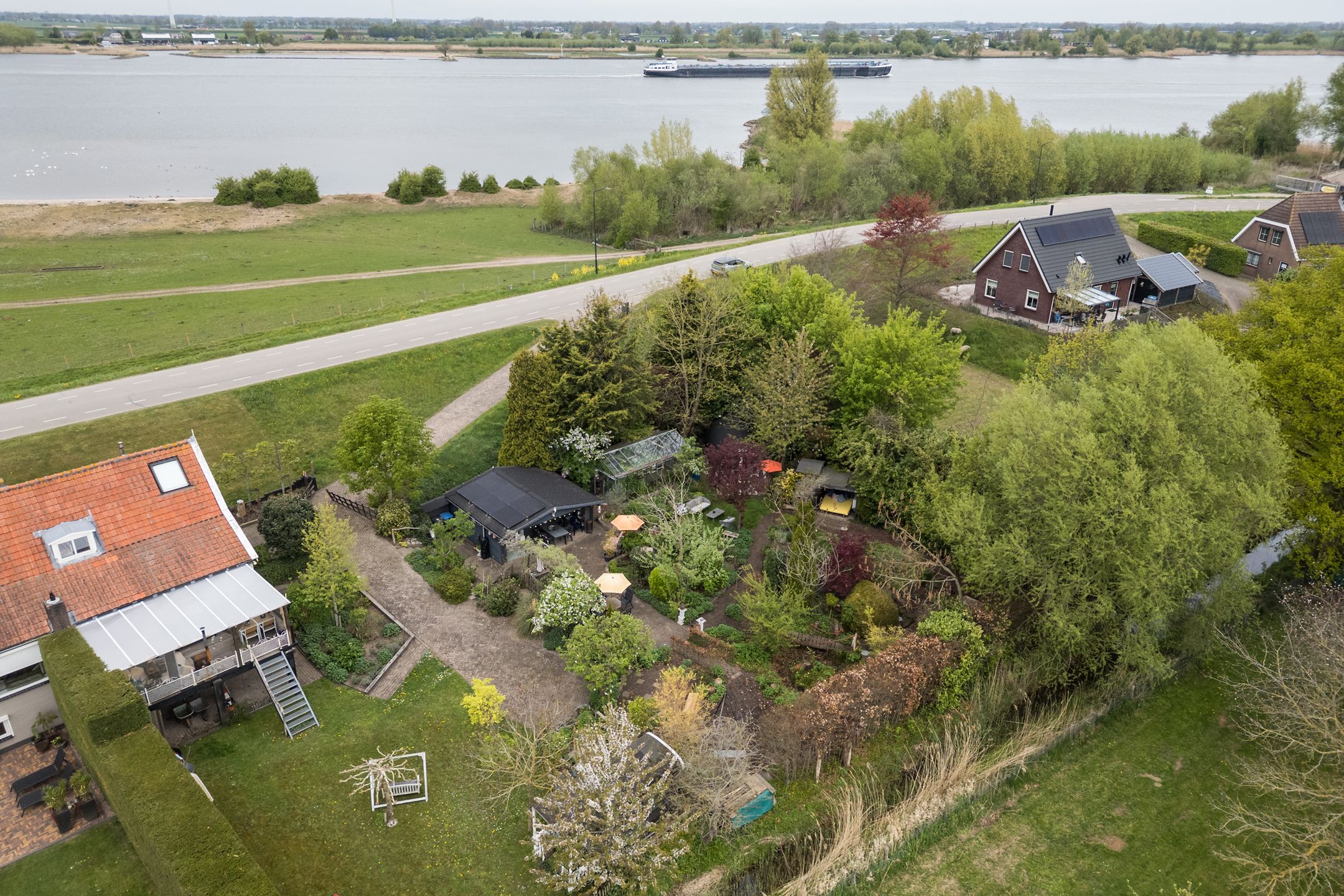 Foto 51 van Sleeuwijksedijk 5-A