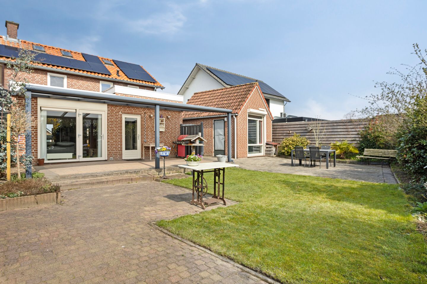 Photo 4 of Deken Schmerlingstraat 9