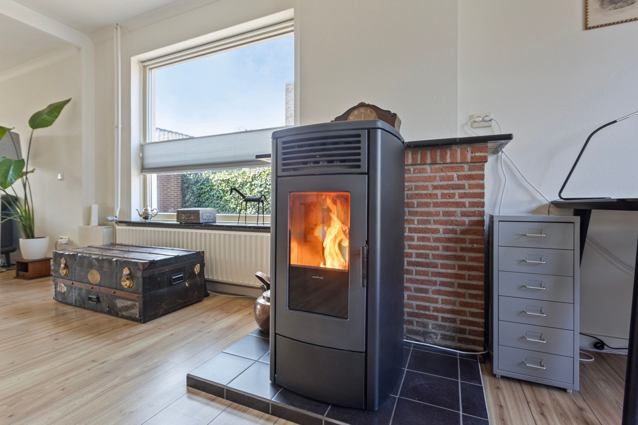 Photo 12 of Deken Schmerlingstraat 9