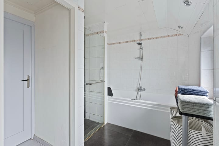 Foto 36 van Deken Schmerlingstraat 9