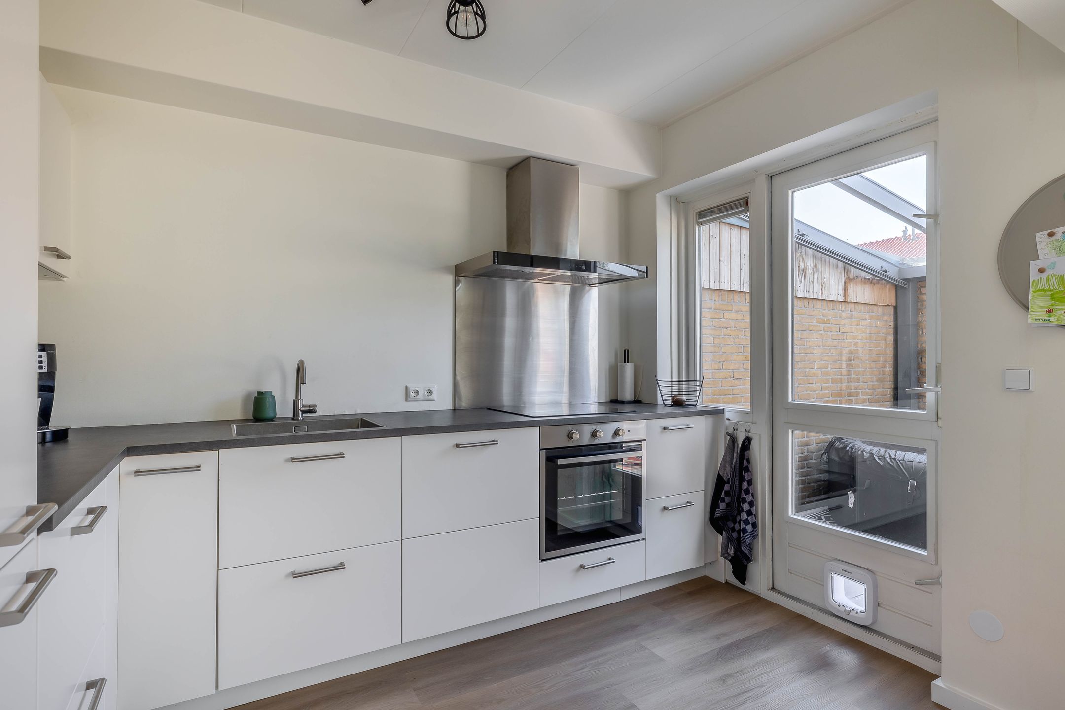 Photo 15 of Gysbert Japiksstraat 34