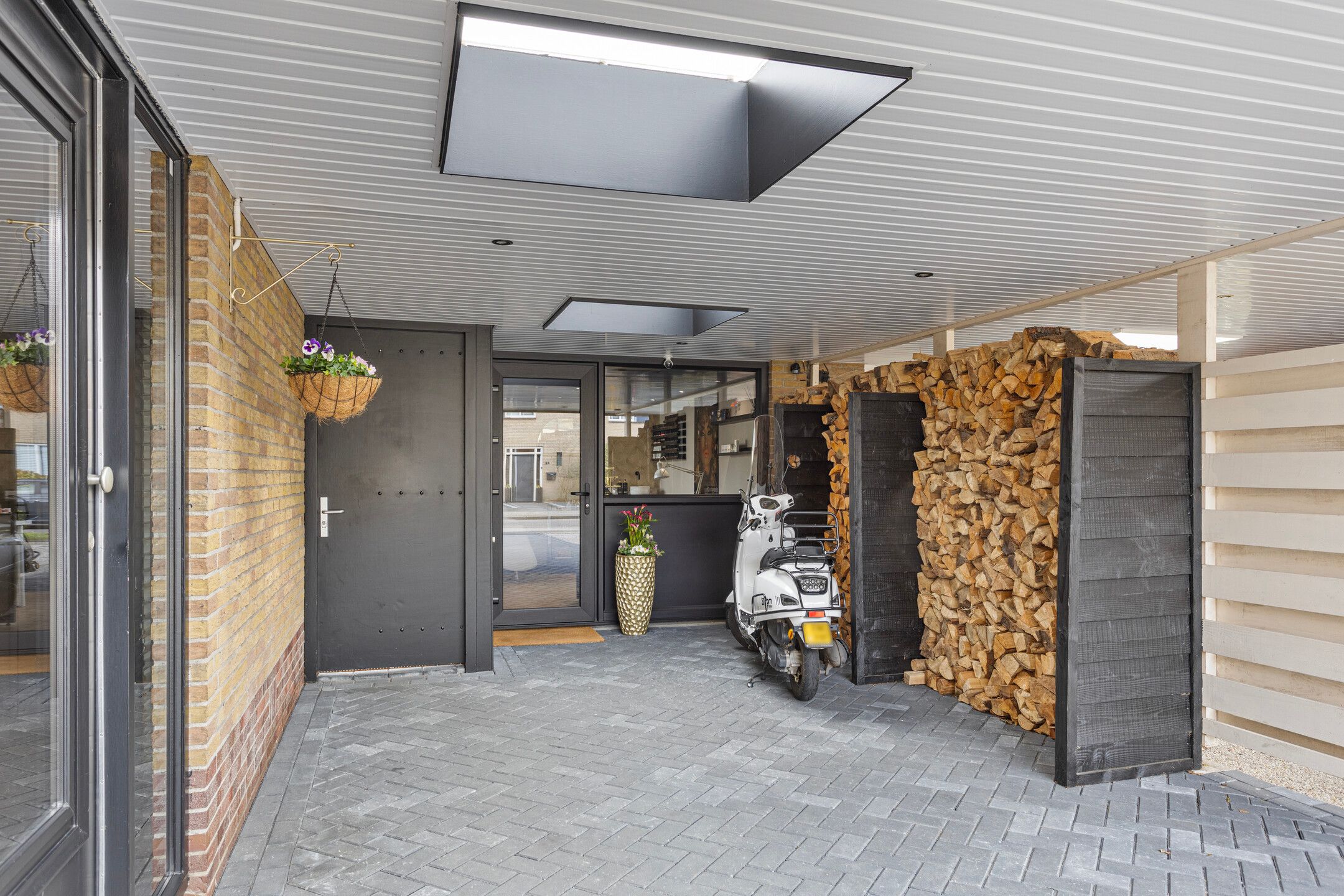 Foto 6 van Neercasselstraat 16