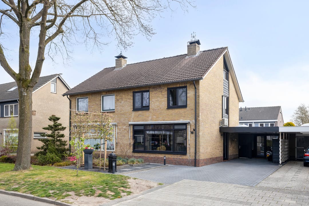 Foto 46 van Neercasselstraat 16