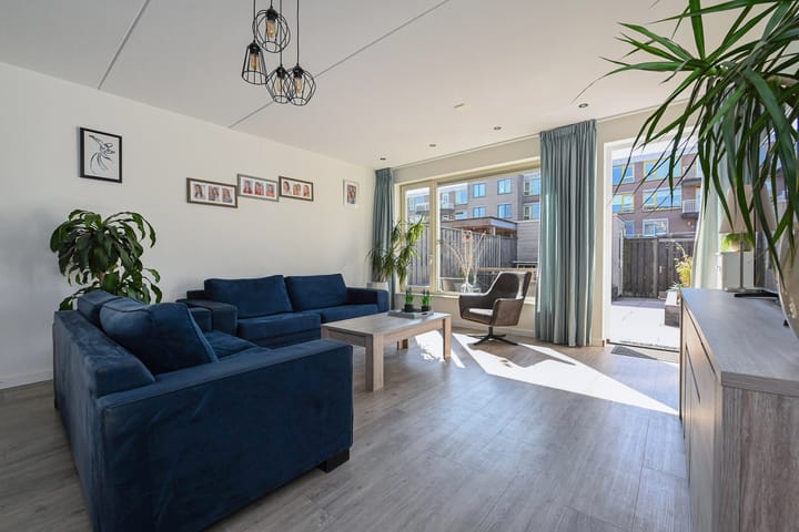 Foto 2 van Stationsplein 57