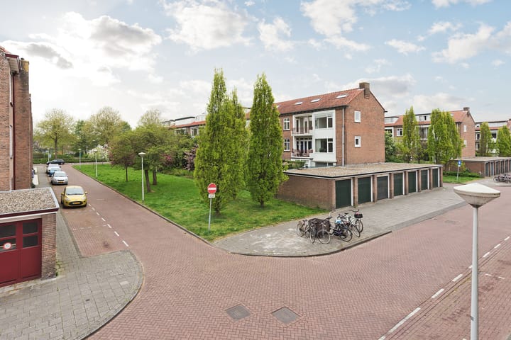 Foto 16 van Johan Huizingalaan 340-1