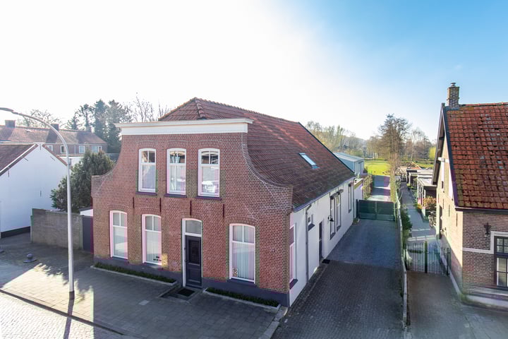 Hoogeinde 82