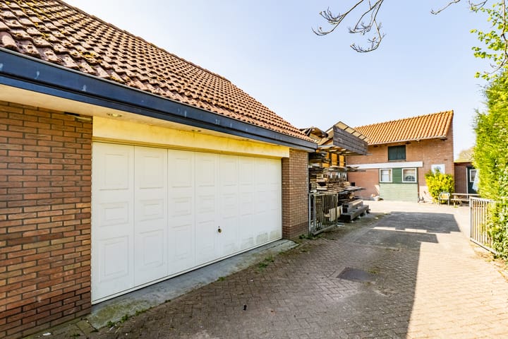 Foto 61 van Spoorlaan 19