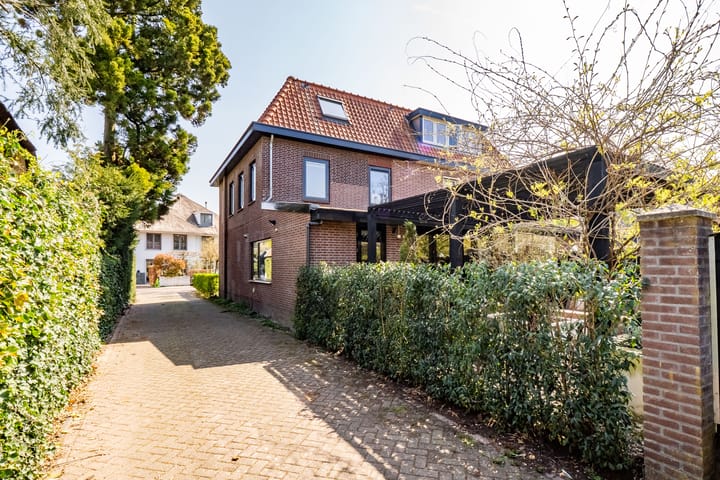 Foto 62 van Spoorlaan 19