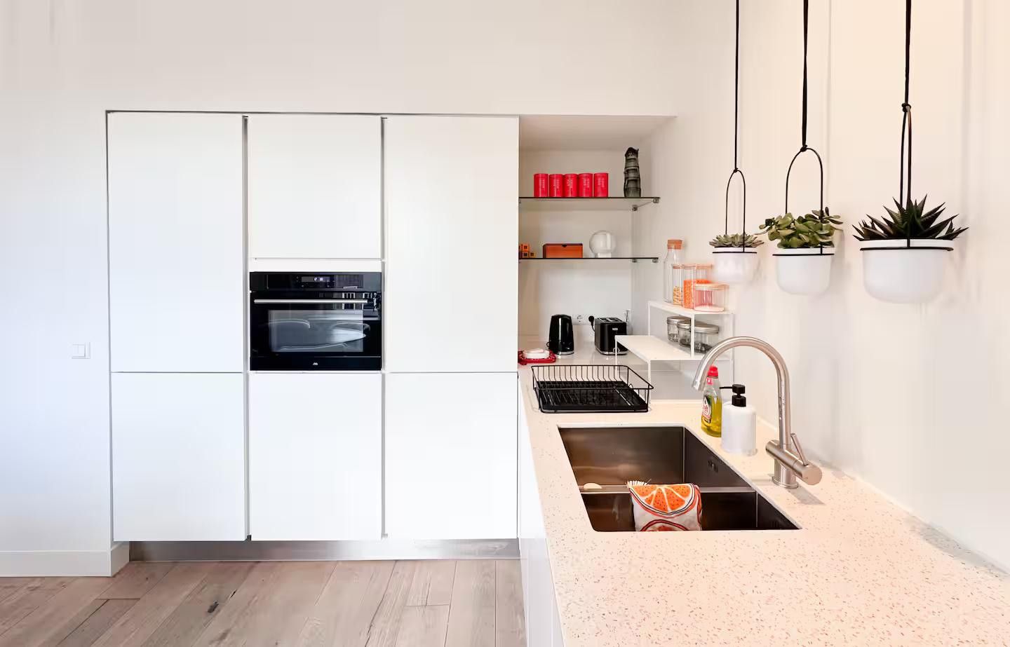 Foto 14 van Haarlemmermeerstraat 60-3