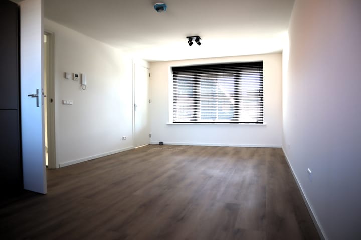 Foto 2 van Dorpsstraat 813