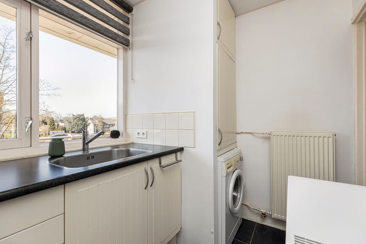 Photo 13 of Anth. Fokkerstraat 130