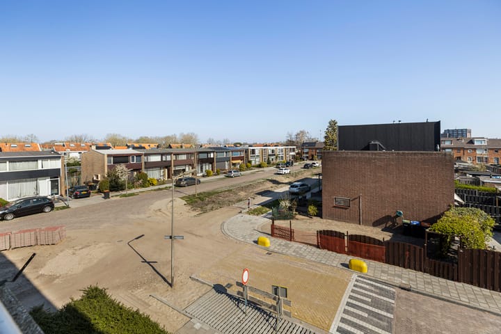 Photo 18 of Anth. Fokkerstraat 130