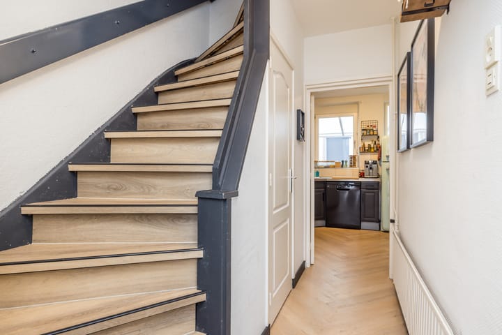 Photo 4 of Henri Hermansstraat 8