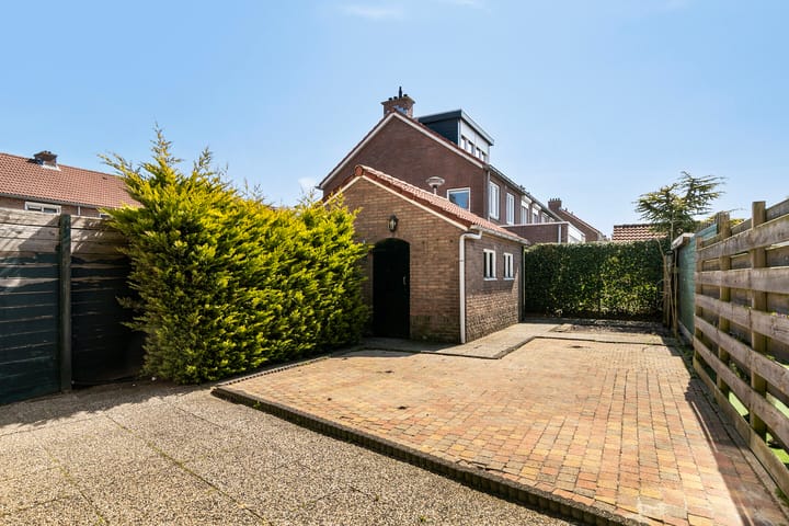 Foto 3 van Schoolstraat 6