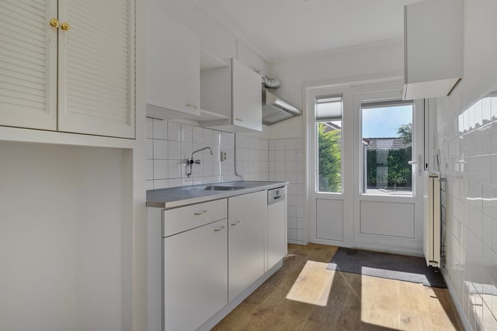 Foto 10 van Schoolstraat 6