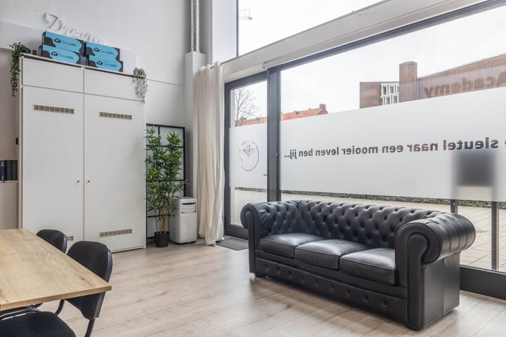 Foto 9 van Postjesweg 168