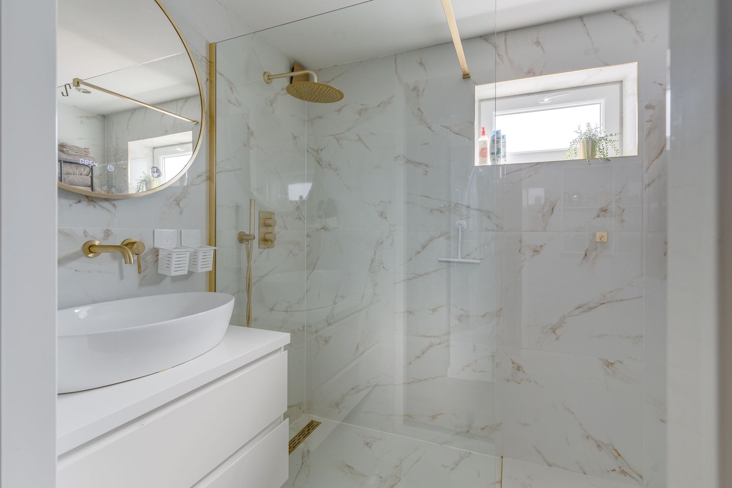 Photo 34 of Kamelenspoor 97