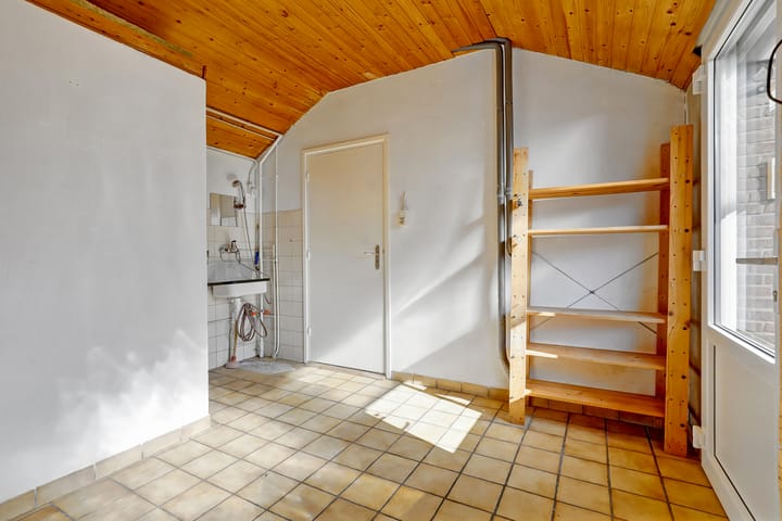 Foto 10 van Laakweg 51