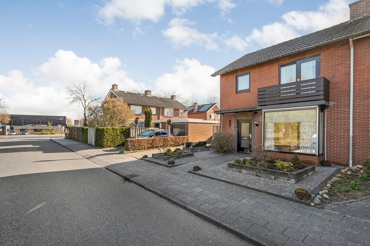 Foto 4 van Baron van Fridaghstraat 64