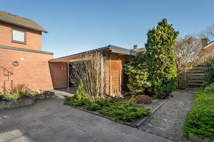 Foto 42 van Baron van Fridaghstraat 64