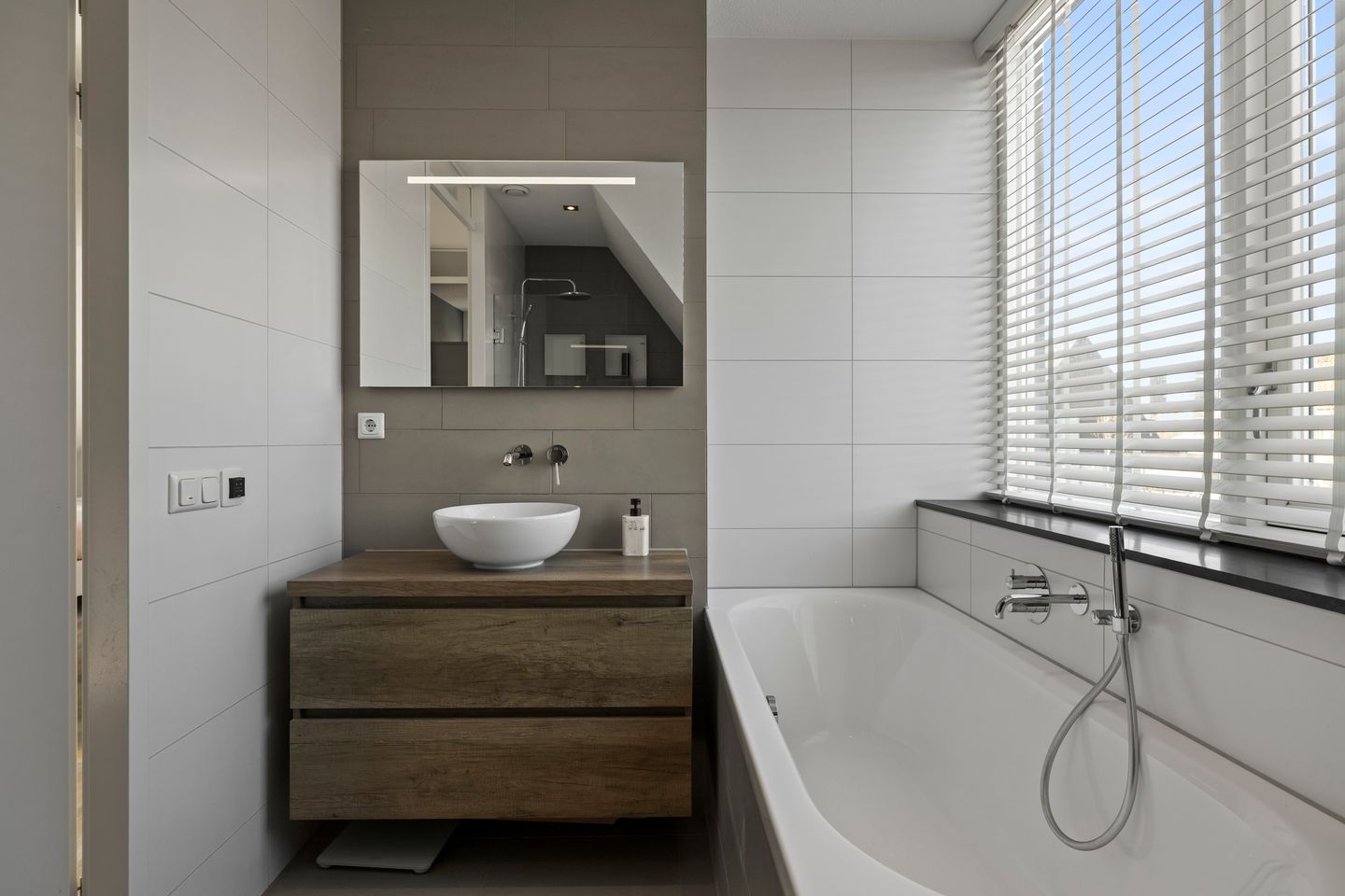 Foto 25 van Koningin Máximalaan 64