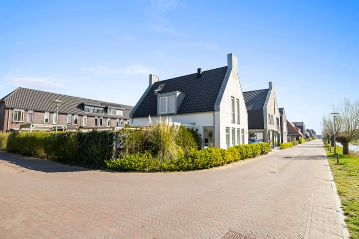 Foto 33 van Koningin Máximalaan 64