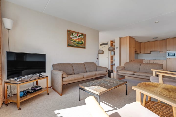 Foto 23 van Burgemeester Schuitestraat 140