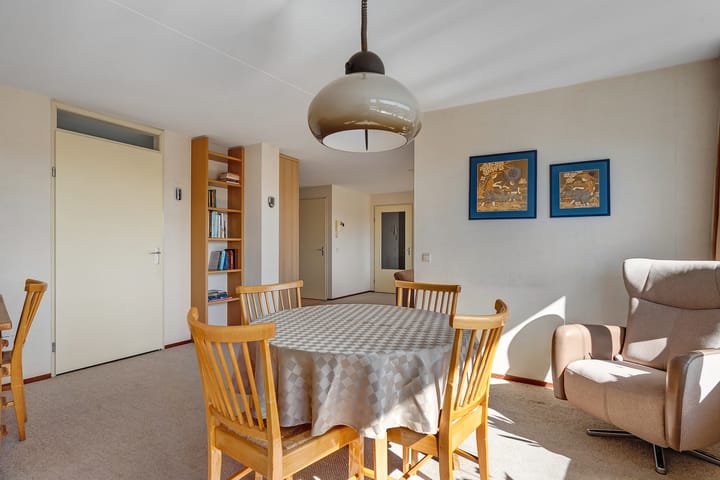 Foto 29 van Burgemeester Schuitestraat 140