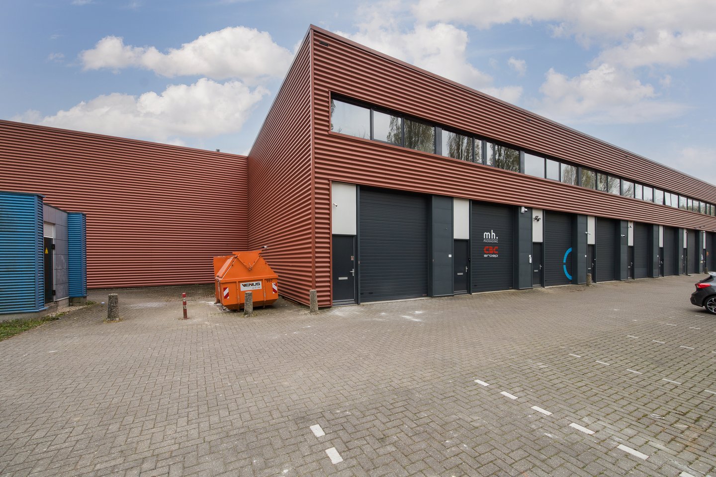 View photo 1 of Gessel 58