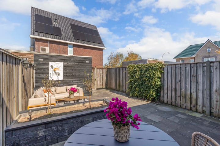 Foto 32 van Jeanne d'Arclaan 30