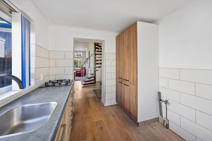 Photo 12 of Derde van Hezewijkstraat 17