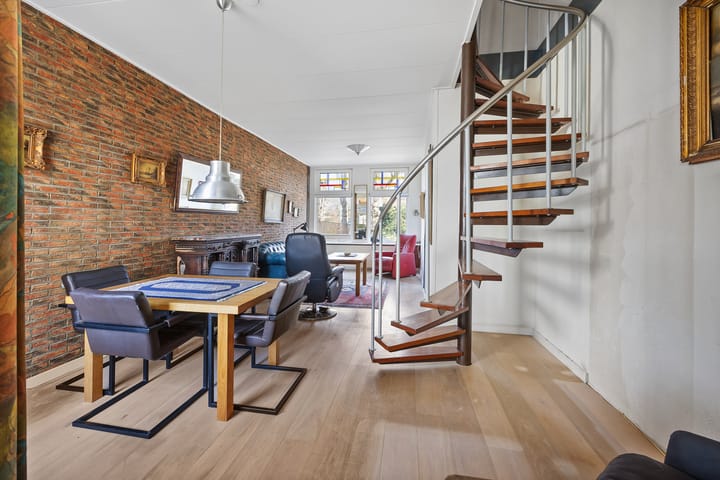 Photo 13 of Derde van Hezewijkstraat 17