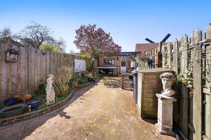 Photo 23 of Derde van Hezewijkstraat 17