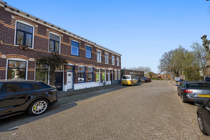 Photo 30 of Derde van Hezewijkstraat 17