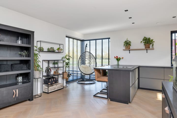 Photo 25 of Jan Wiegersstraat 39