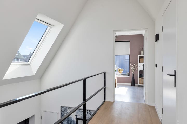 Photo 34 of Jan Wiegersstraat 39