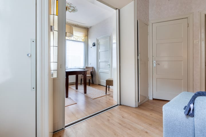 Foto 11 van Voorstraat 126