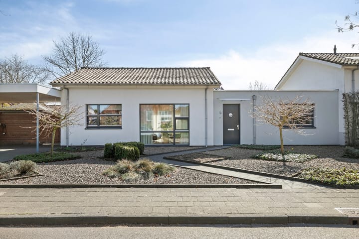 Foto 2 van Einsteinstraat 6